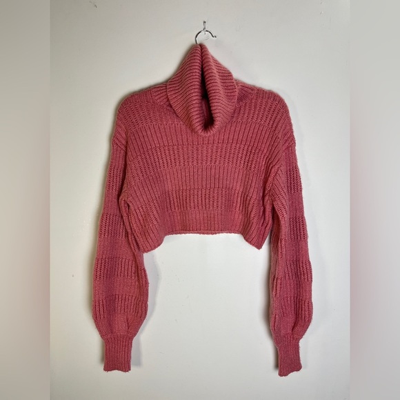 Urban Outfitters Pink Cropped Turtleneck Sweater S Ribbed Knit Barbie Cozycore - Picture 5 of 10